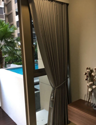 Standard Curtain